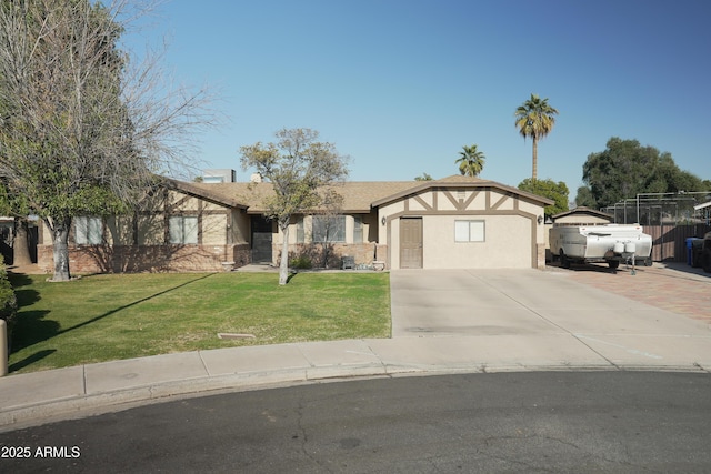 view of front of home featuring a front yard