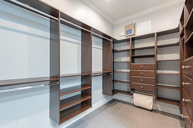 walk in closet featuring tile patterned floors