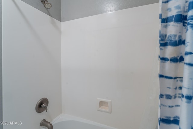 2735 E Flower Ct, Gilbert, AZ 85298 - bathroom with shower / tub combo with curtain