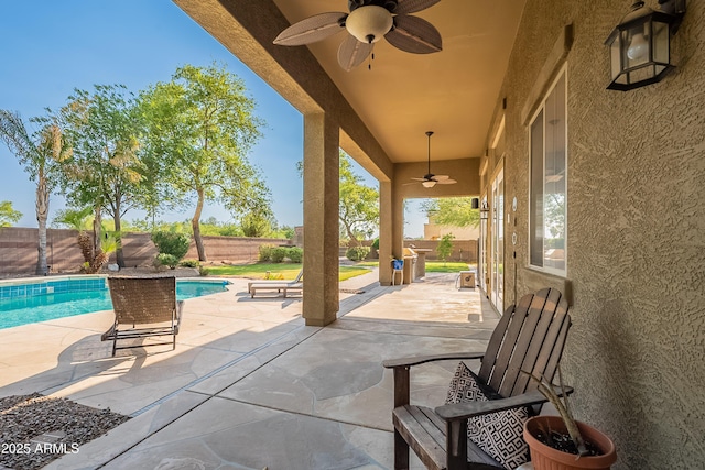 2735 E Flower Ct, Gilbert, AZ 85298 - view of patio / terrace featuring ceiling fan and a fenced backyard