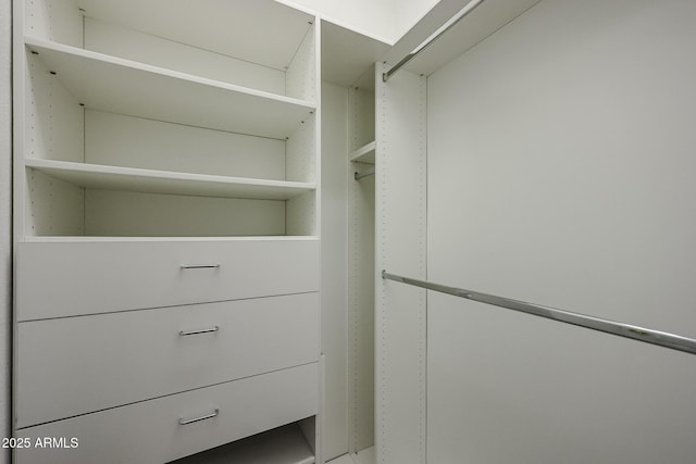 45633 W Mountain View Rd, Maricopa, AZ 85139 - view of spacious closet