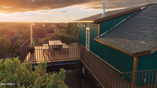 view of deck at dusk