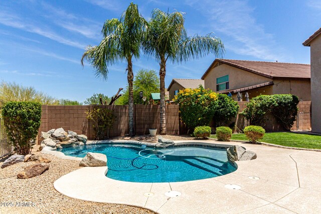 4426 E Coyote Wash Dr, Cave Creek, AZ 85331 - view of swimming pool featuring a fenced backyard and a patio
