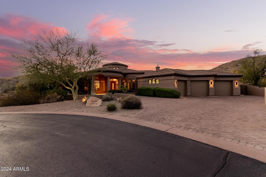 prairie-style home with a garage