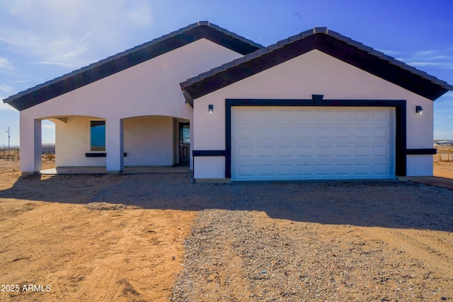 view of front facade with a garage