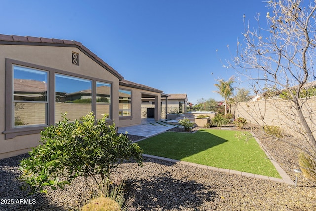 view of yard with a patio