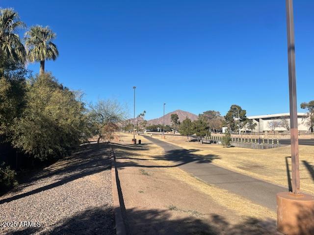 Listing photo 2 for 4741 E Oak St E, Phoenix AZ 85008