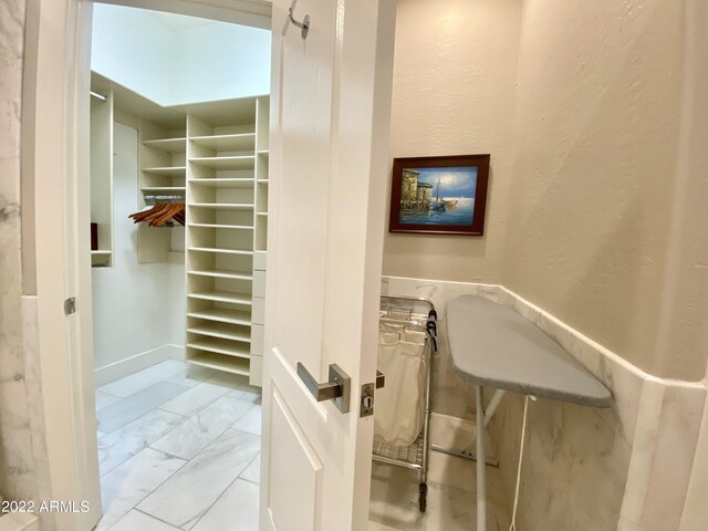 2042 W Periwinkle Way, Chandler, AZ 85248 - view of closet