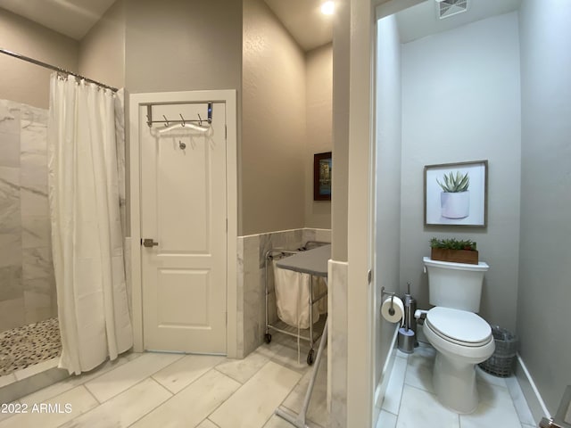 2042 W Periwinkle Way, Chandler, AZ 85248 - full bathroom featuring toilet and tiled shower