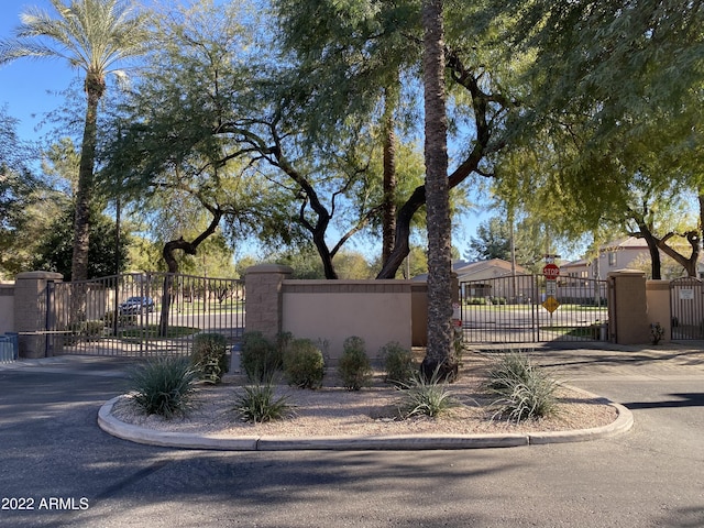 2042 W Periwinkle Way, Chandler, AZ 85248 - community / neighborhood sign with a gate and fence