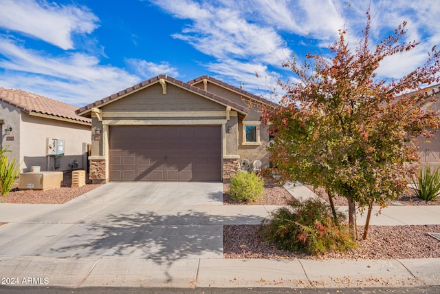 view of front facade with a garage