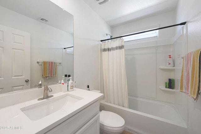 5439 W Odeum Ln, Phoenix, AZ 85043 - bathroom featuring vanity and shower / tub combo with curtain