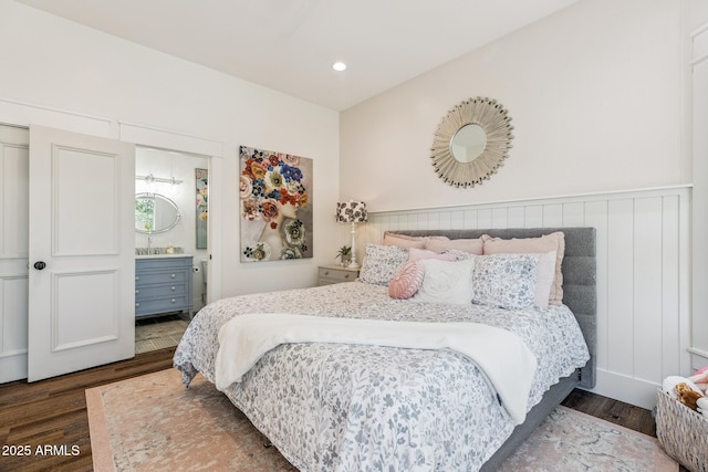 2625 N 24th St Unit 15, Mesa, AZ 85213 - bedroom featuring wood finished floors and recessed lighting