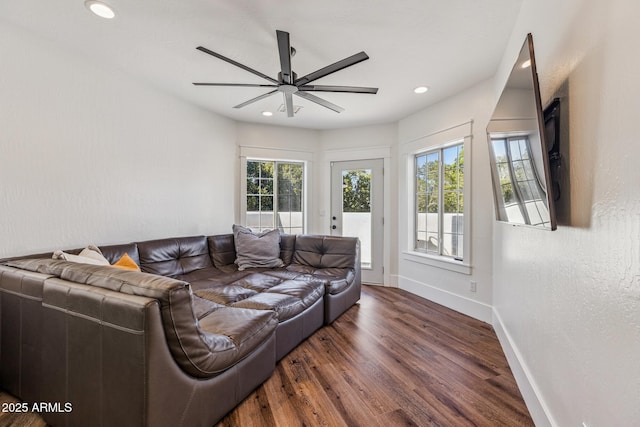 2625 N 24th St Unit 15, Mesa, AZ 85213 - living room with a ceiling fan, wood finished floors, and recessed lighting