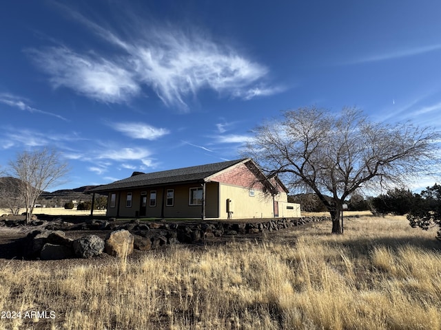 view of home's exterior