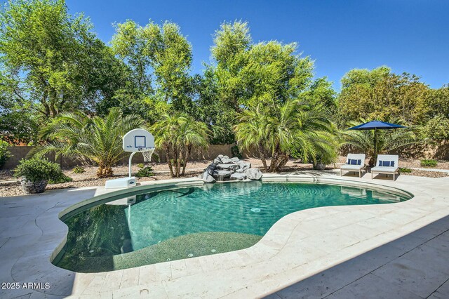 1890 E Sagittarius Pl, Chandler, AZ 85249 - swimming pool featuring a patio area