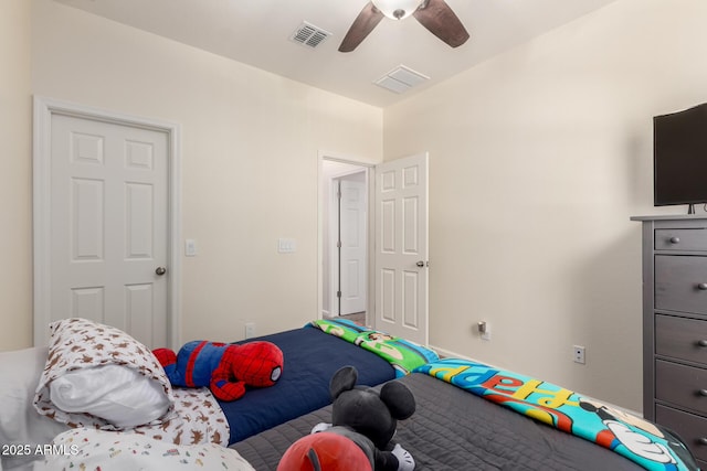 13123 W Cottontail Ln, Peoria, AZ 85383 - bedroom featuring a ceiling fan