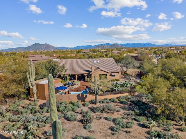 bird's eye view featuring a mountain view