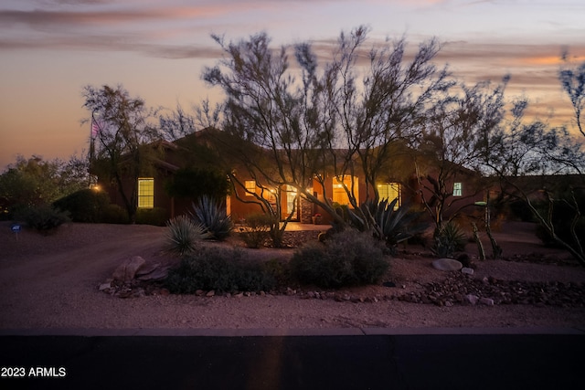 view of front of property