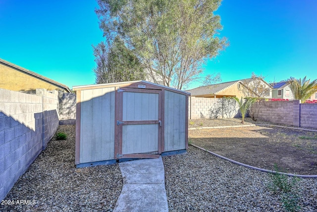 view of outdoor structure