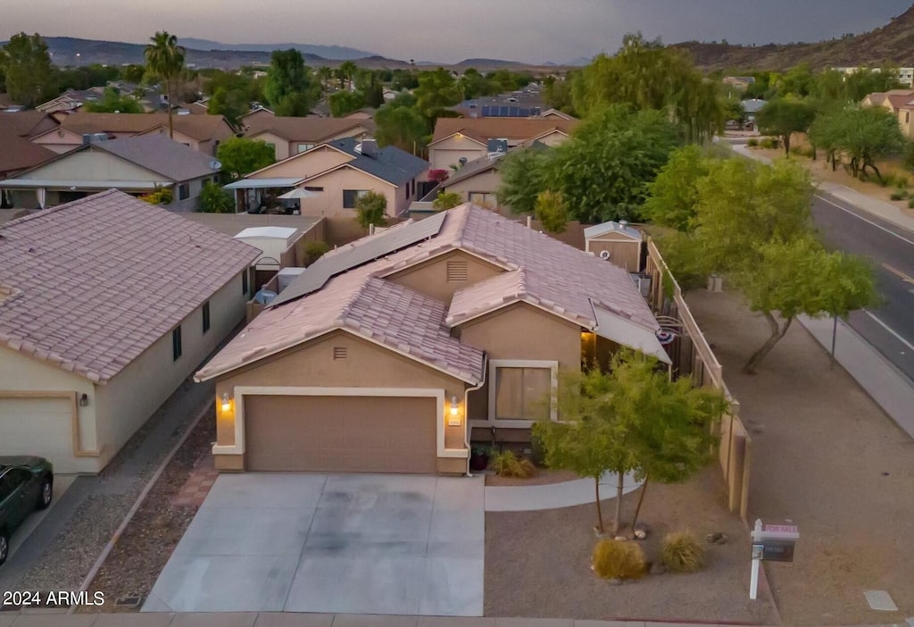 view of aerial view at dusk