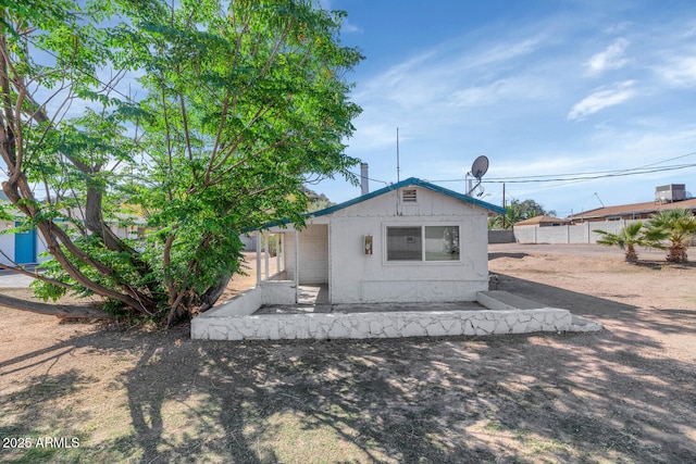 721 W Cinnabar Ave, Phoenix, AZ 85021 - exterior space featuring central air condition unit