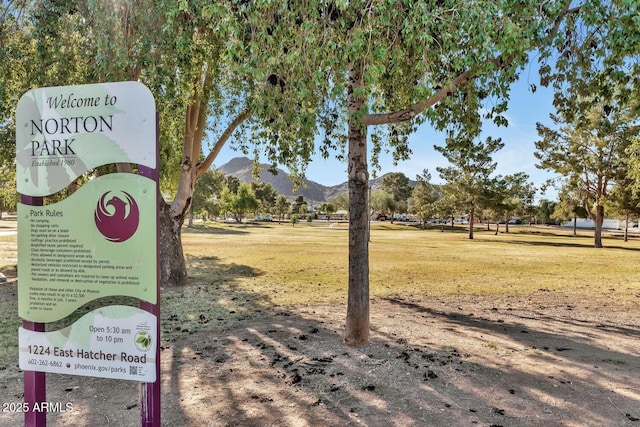 721 W Cinnabar Ave, Phoenix, AZ 85021 - view of community with a lawn and a mountain view