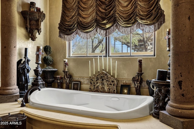 10894 E Turquoise Ave, Scottsdale, AZ 85259 - bathroom featuring a bathtub