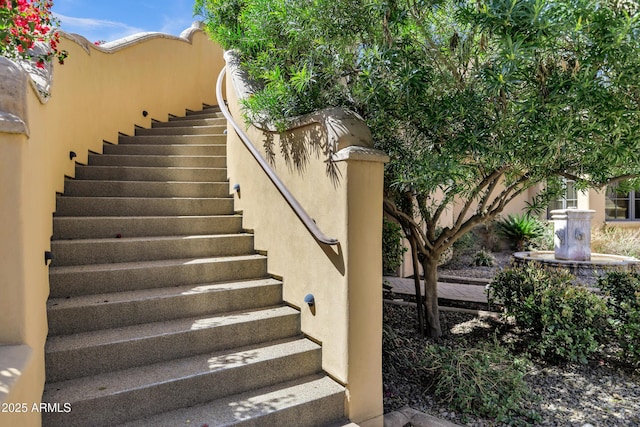 10894 E Turquoise Ave, Scottsdale, AZ 85259 - view of stairway