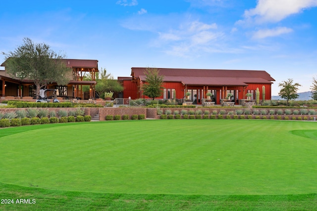 view of community with view of golf course