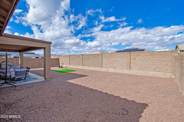 view of yard featuring a patio area