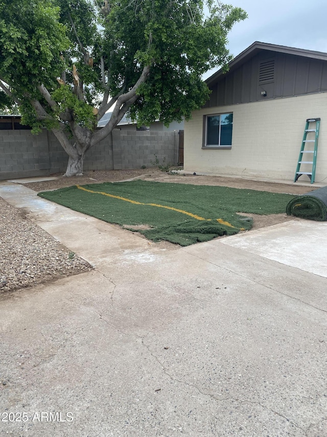 3229 W Cholla St, Phoenix, AZ 85029 - view of yard