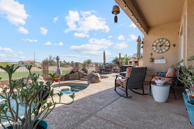 1437 E Glenhaven Dr, Phoenix, AZ 85048 - view of patio with fence and outdoor dining space