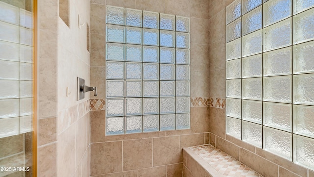 116 E Mountain Sky Ave, Phoenix, AZ 85048 - full bathroom featuring a tile shower