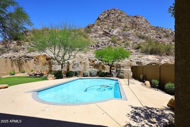 14833 S 14th Pl, Phoenix, AZ 85048 - view of swimming pool featuring a fenced backyard, a fenced in pool, and a patio area