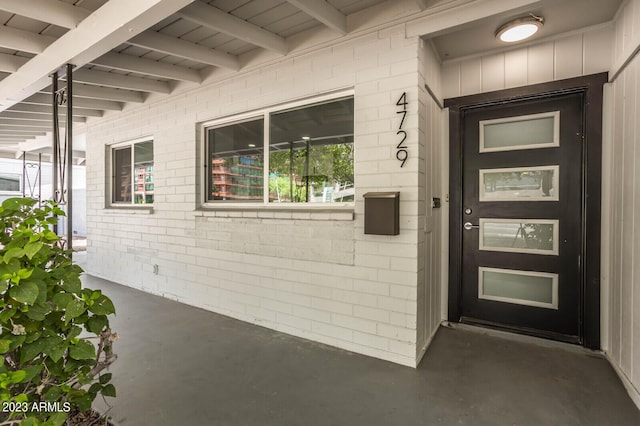 view of doorway to property