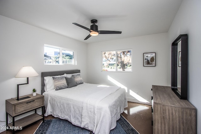 bedroom featuring ceiling fan