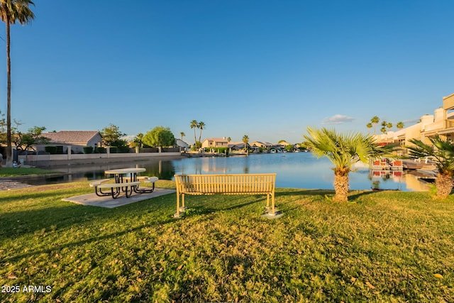 15211 N 89th Ave, Peoria, AZ 85381 - water view featuring nearby suburban area