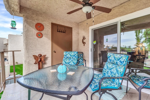 view of patio with ceiling fan