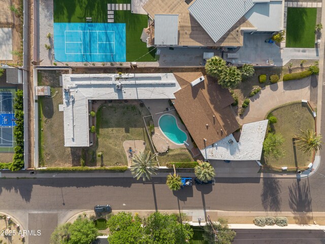 4461 E Flower St, Phoenix, AZ 85018 - bird's eye view of a pool area
