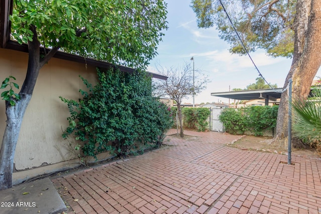 6120 N 30th Ave, Phoenix, AZ 85017 - view of patio with fence