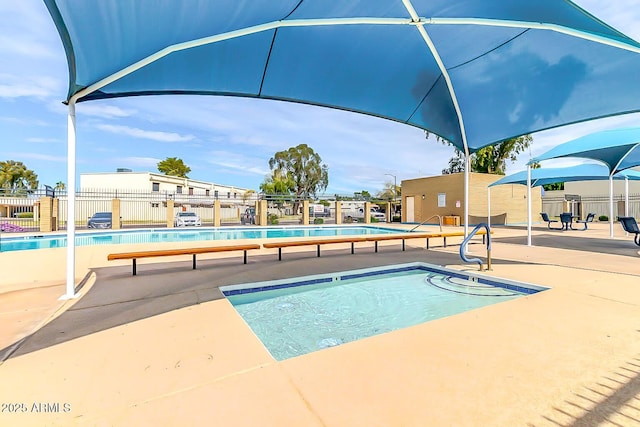 view of swimming pool