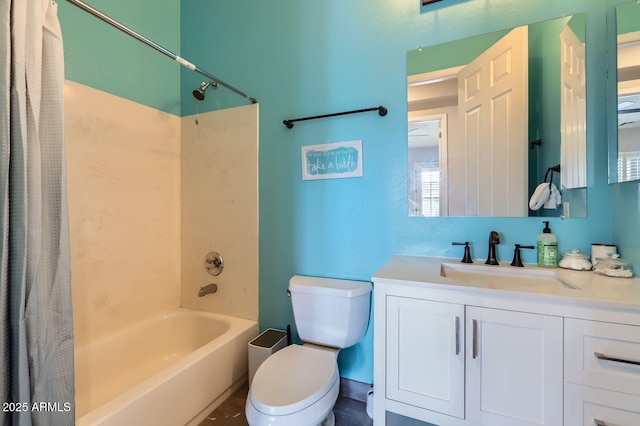 8115 W San Miguel Ave, Glendale, AZ 85303 - full bathroom with vanity, toilet, and shower / tub combination