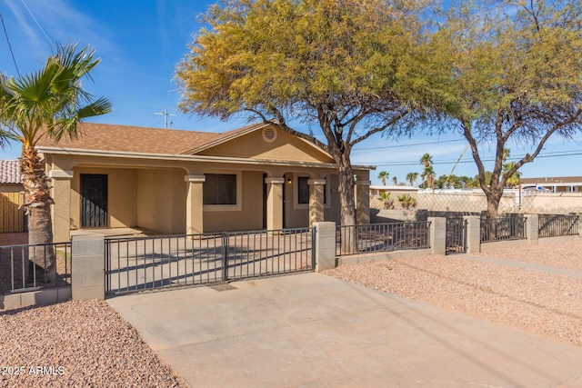 view of front of property