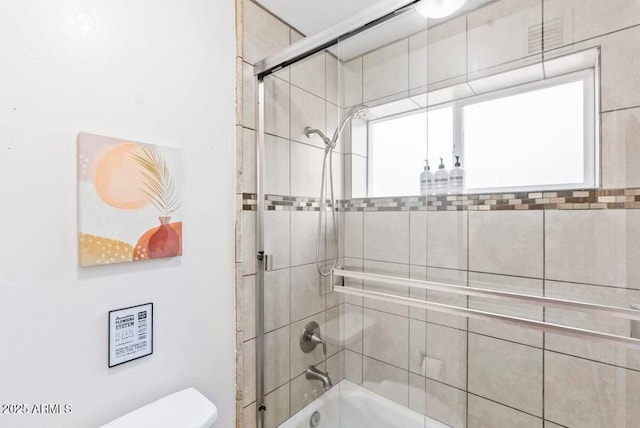 16436 N 64th Pl, Scottsdale, AZ 85254 - bathroom featuring toilet and shower / bathtub combination
