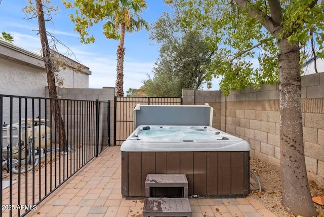 16436 N 64th Pl, Scottsdale, AZ 85254 - view of patio featuring a hot tub and fence