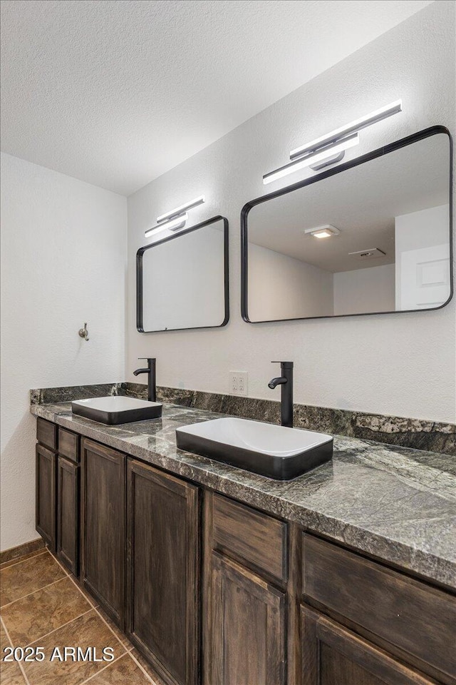 118 S 700th St E, Taylor, AZ 85939 - bathroom featuring double vanity