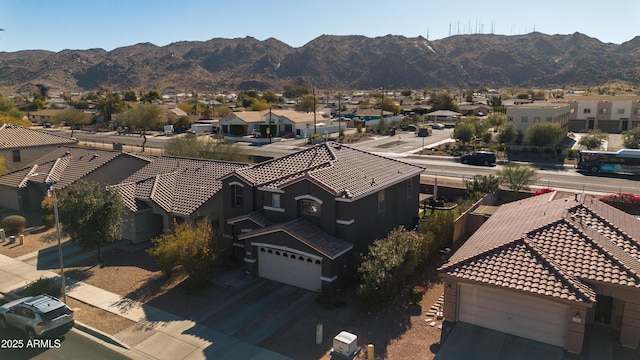 bird's eye view featuring a mountain view