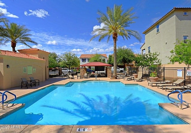 2237 S Jacana Ln, Gilbert, AZ 85295 - community pool with a gazebo and a patio