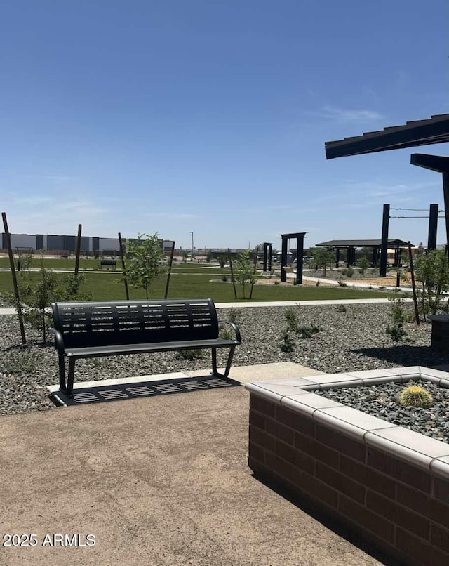 15509 W Corte Del Sol Este, Waddell, AZ 85355 - view of home's community